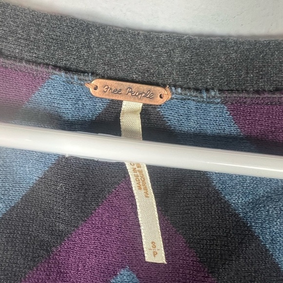 Free People Chevron Stripes Gray w/Purple Long Sleeve Top Small - Picture 4 of 7